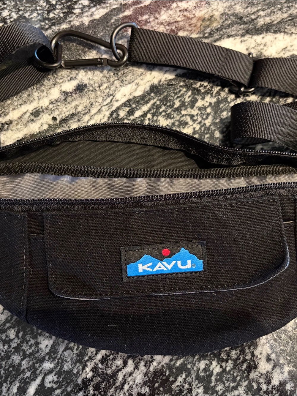Kavu Canvas Spectator Black Belt Bag with Blue Logo Accent